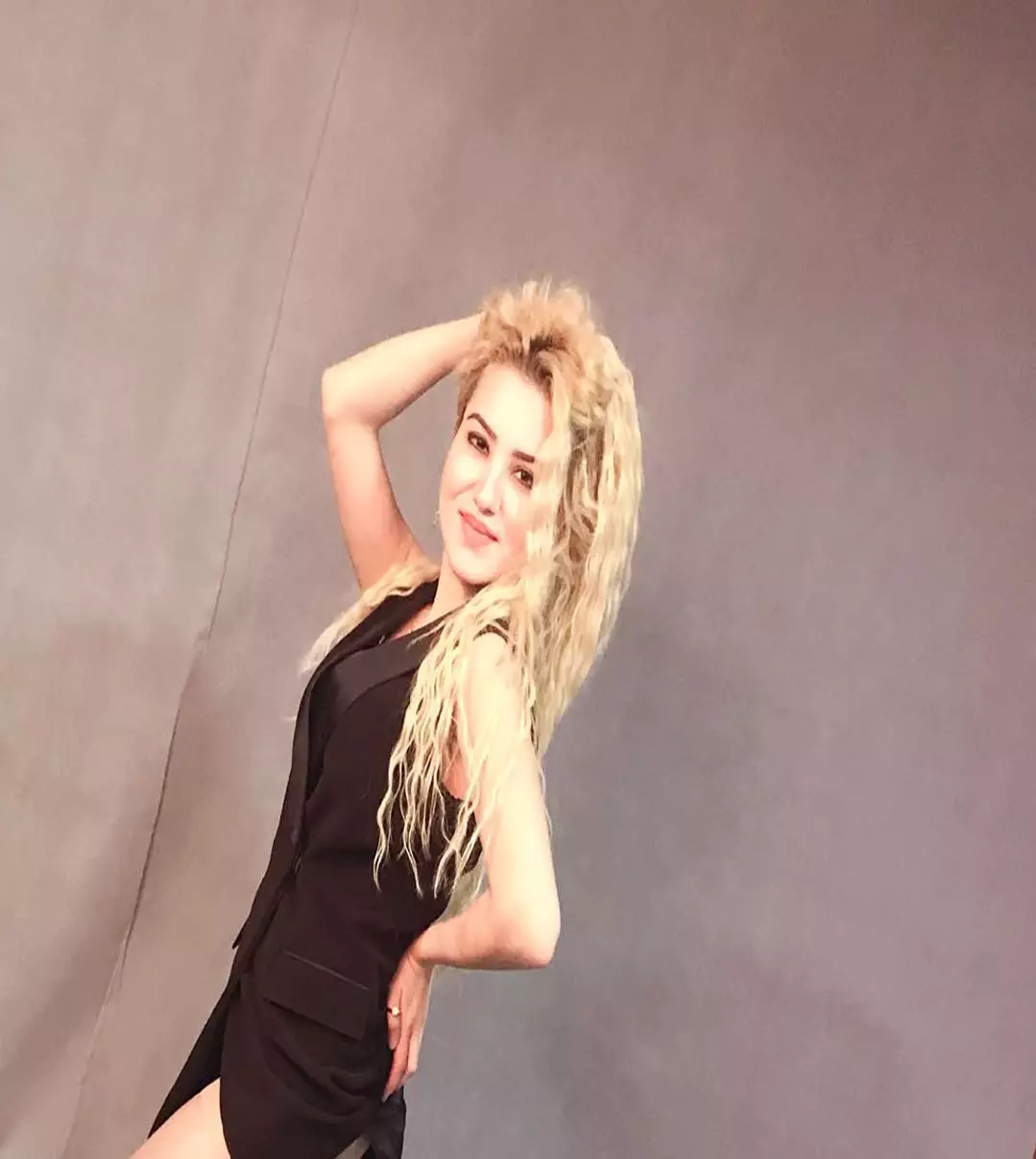 Sexy Madison Escort Kolkata